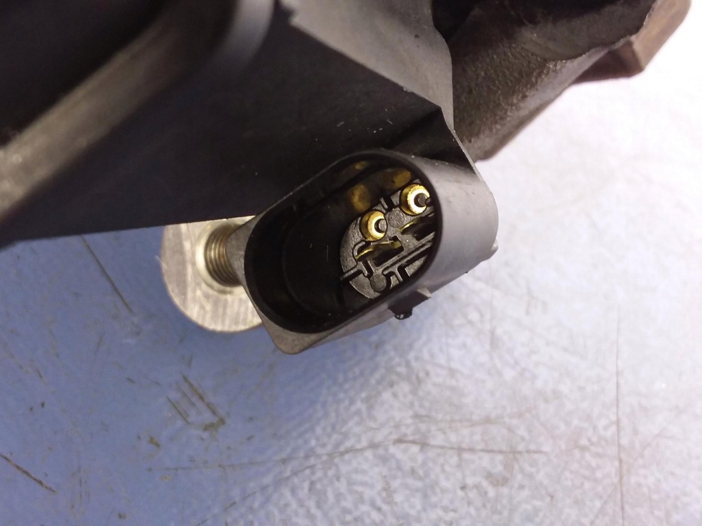 фото №6, Audi a4 b9 a5 супорт задня правий задній скоба