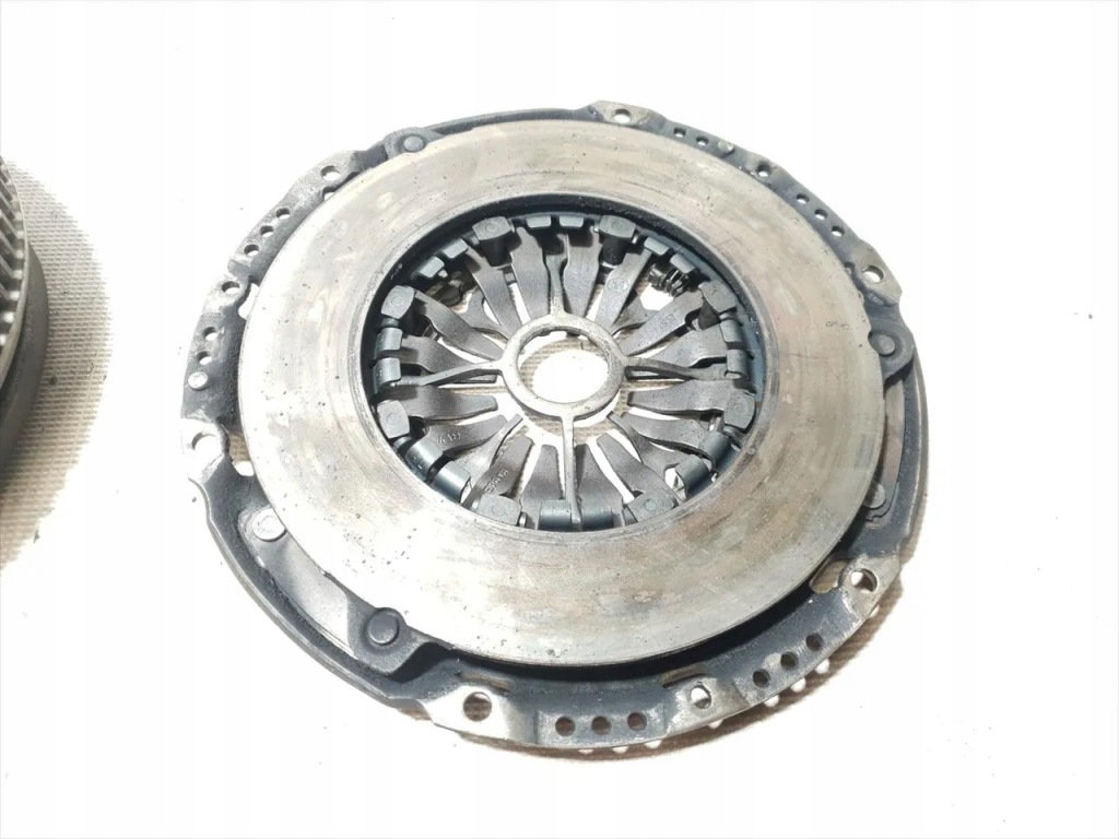 фото №8, Toyota avensis сцепление / комплект 2.2 d-4d дизель 110kw 150 hp 134500r010