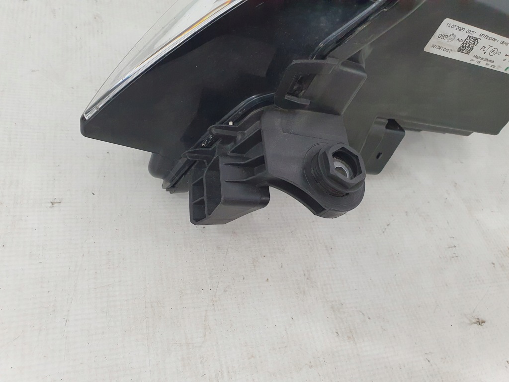 фото №9, Skoda superb 3 iii 19- лампа full led правый перед