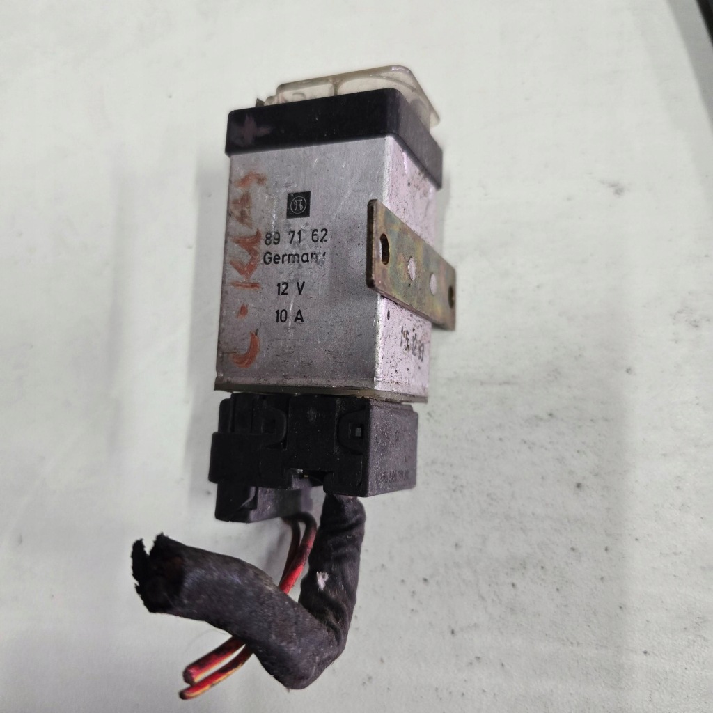 фото №1, Mercedes-benz c реле 2015403245