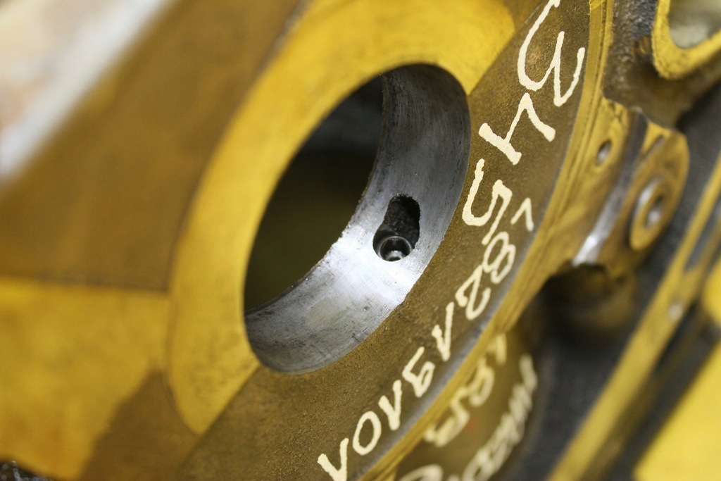 фото №9, Блок двигуна 1s7g-6015-ax mazda 6 vi 1.8 b