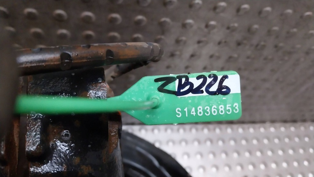 фото №9, Поворотний кулак ступиця лівий перед 3412023 bmw x3 e83