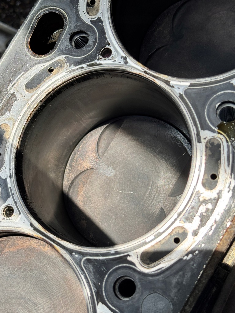 фото №11, Двигатель блок двигателя m62b44tu 4.4i vanos / 44 8s 2 / bmw e53 x5 e39 e38 do regener