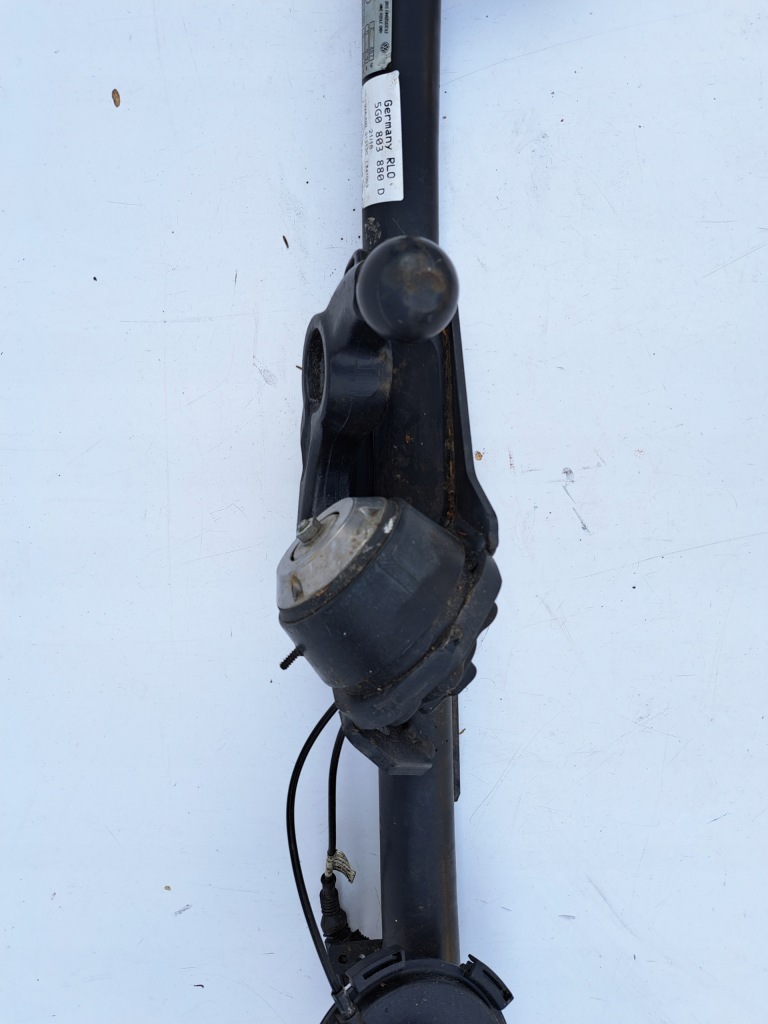 фото №7, Hak буксировочный vw golf vii 7 5g0803880d 12-