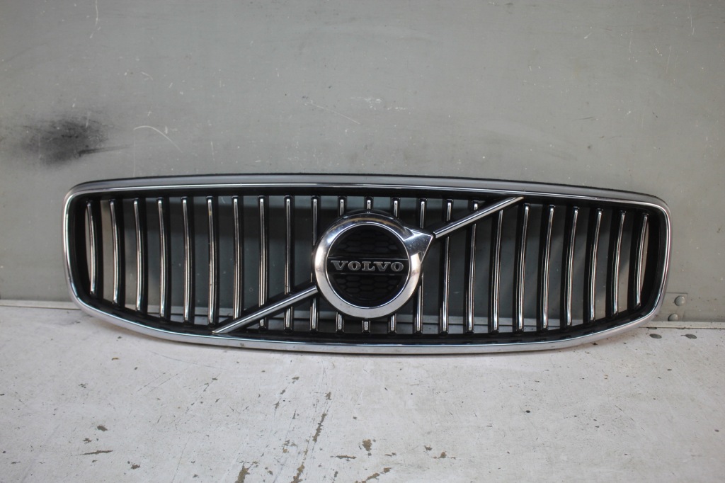 фото №1, Решітка радіатора volvo s90 v90 cross country 31383520 31425857