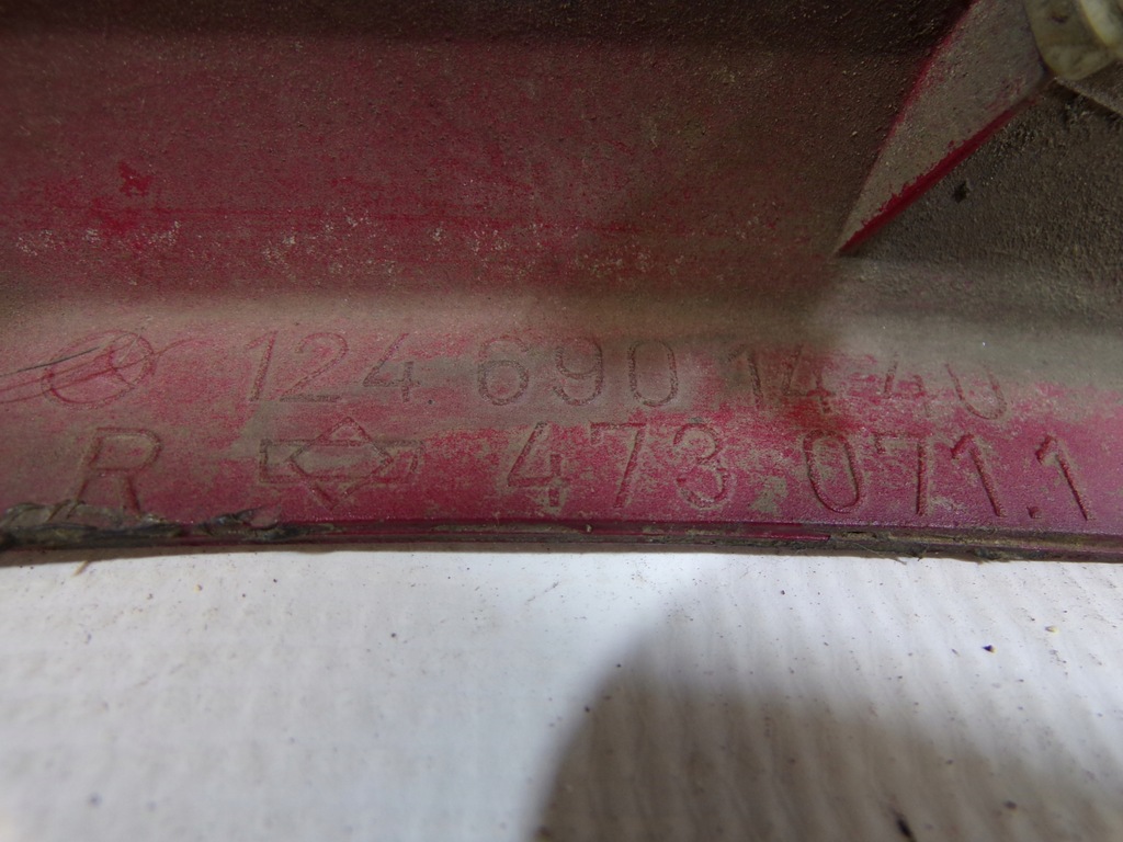 фото №7, Молдинг крила права передня правий перед mercedes w124