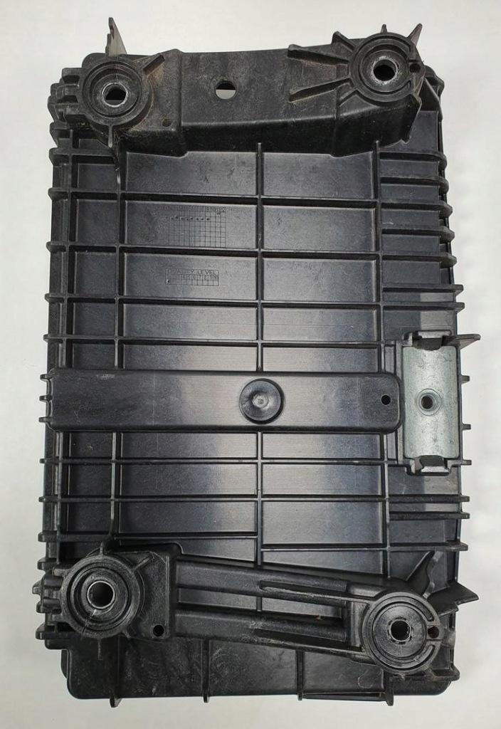 фото №3, Основание аккумулятор mercedes w205 cgi a2056201302