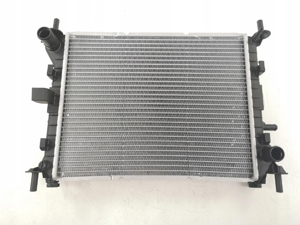 Купить Радиатор воды ford focus 98-05 1.4 1.6 / 1671968