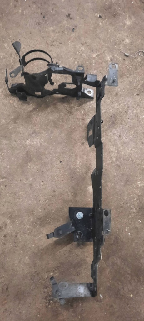 фото №1, Кронштейн фильтра топлива 747650481 renault trafic