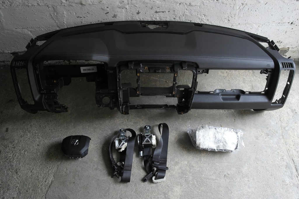 фото №1, Dodge ram lift приборная панель консоль приборная панель подушка безопасности ремни pulpit полка pas