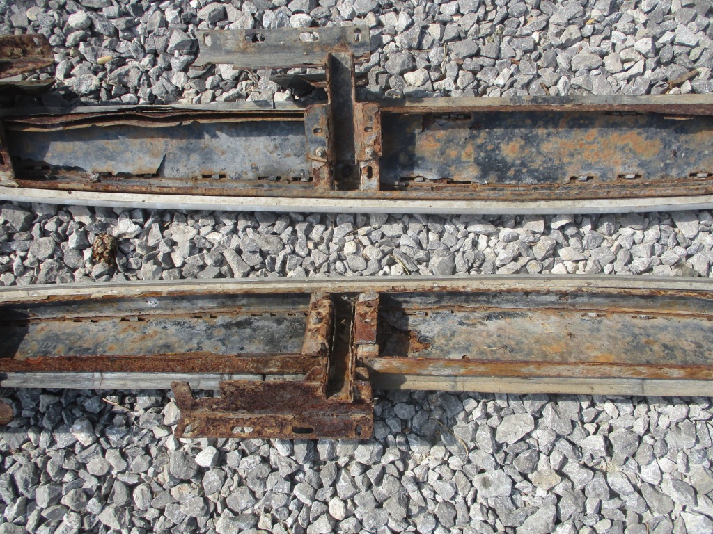 Подножка порог левая range rover sport 1 l320 с Разборки