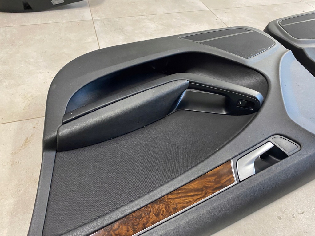 фото №7, Audi a4 b8 kombi обшивки обивка дверь перед