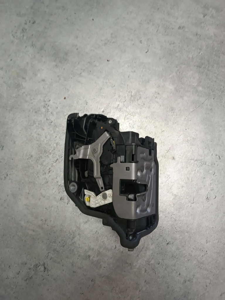 фото №1, Bmw 2 f46 замок левый перед