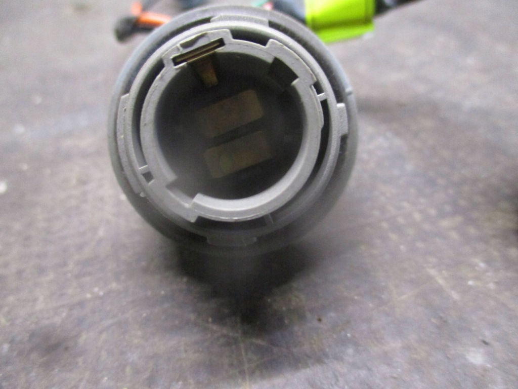 Вкладиш ламповий лампи правий задній kia sportage iii 14-15r Недорого