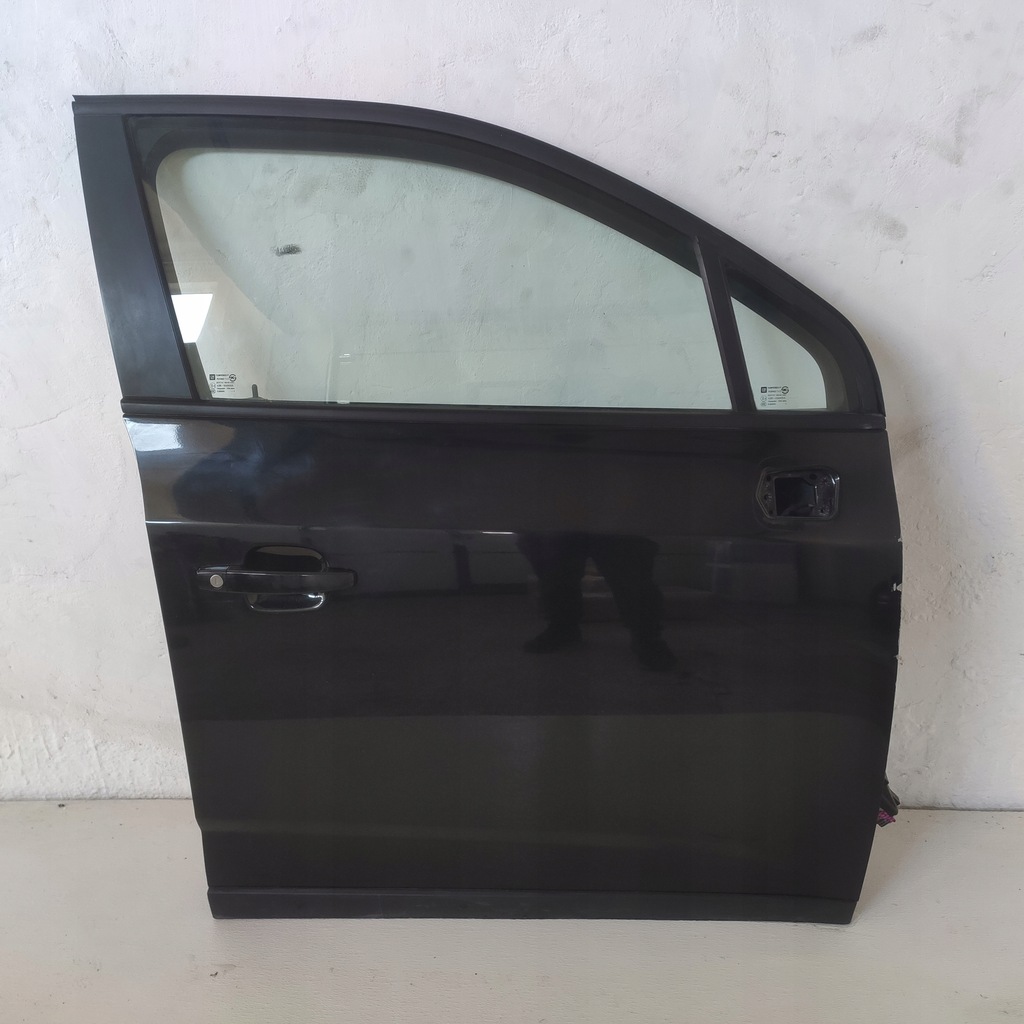 фото №1, Chevrolet orlando 2011 дверь правый перед gar