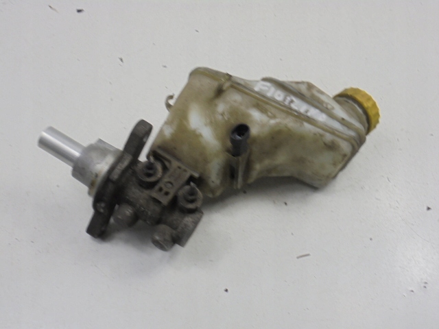 фото №7, Fiat fiorino iii qubo насос тормозная 0204y24438 bosch + бачок жидкость