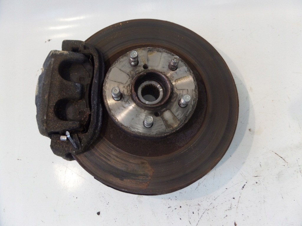 фото №1, Subaru xv 2.0 d 11- ступица поворотный кулак правая перед