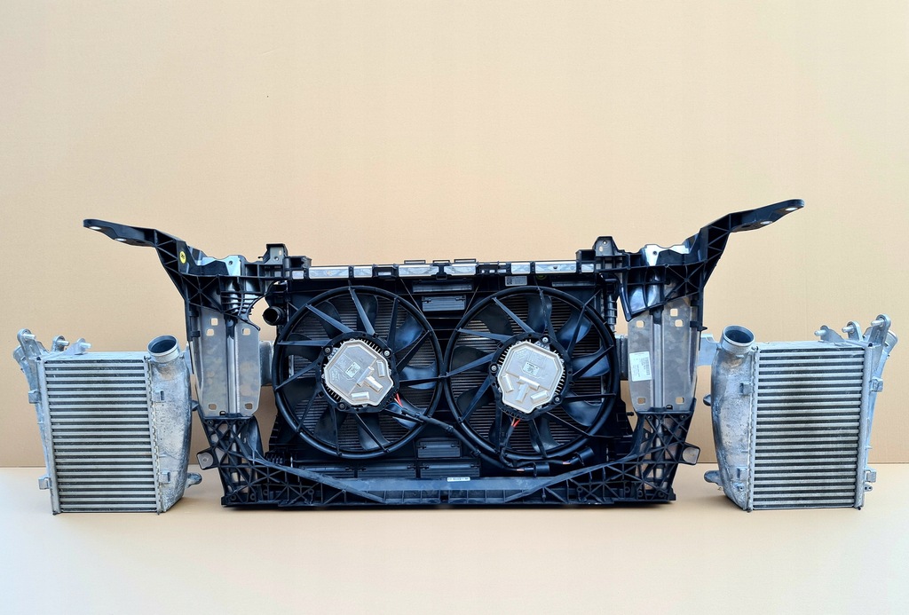 фото №1, Pas передний усилитель радиатор audi rs7 c8 4k