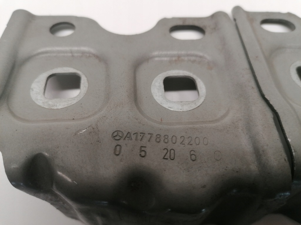 фото №7, Mercedes gla ii h247 кронштейны крыла левый правый оригинал 2019-