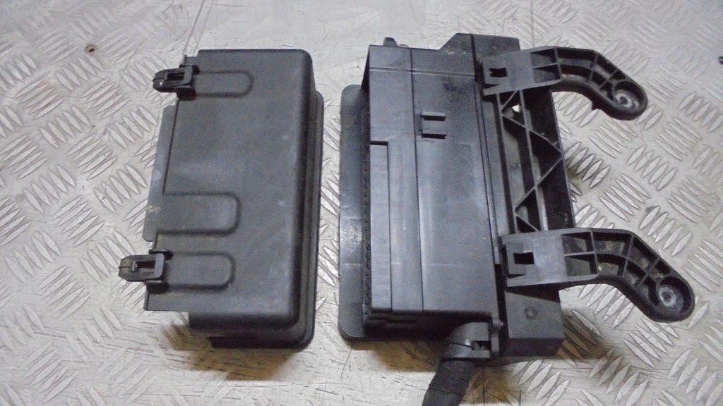 фото №1, Коробка предохранителей volvo v40 ii d2 1.6 2014