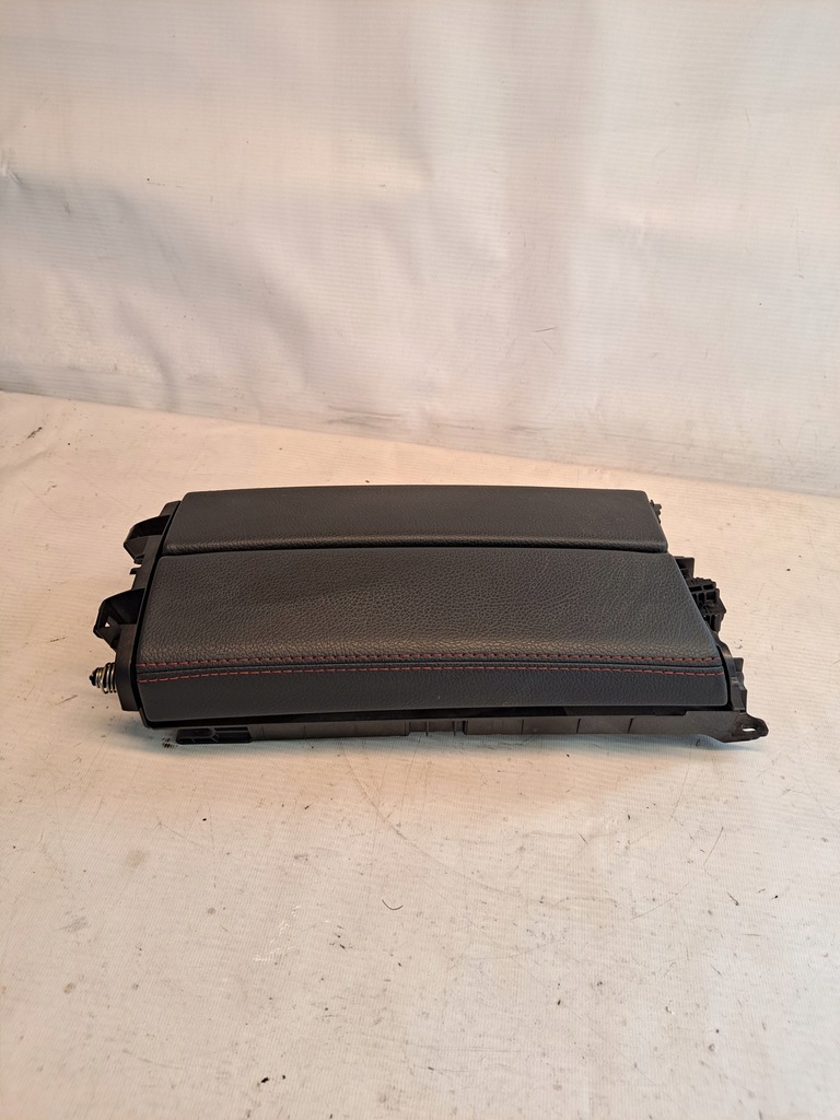 фото №6, Подлокотник туннель czerwona nić mercedes a klasa w177