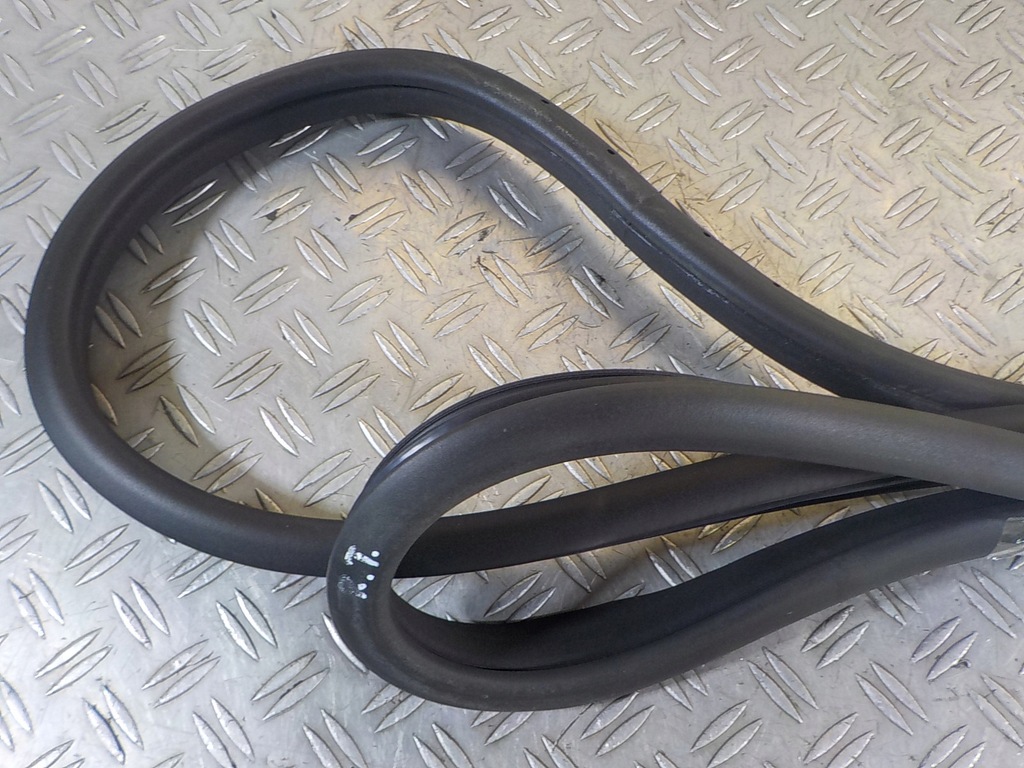 фото №4, Mercedes-benz e w212 09- прокладка двері правий задня