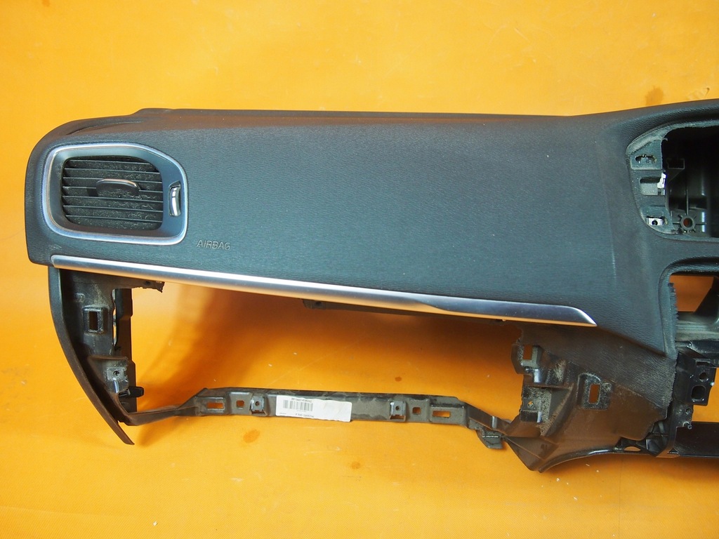 фото №7, Volvo v40 ii приборная панель приборная консоль rhd orygiał