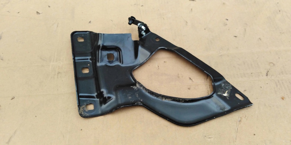 фото №2, Ferrari f8 лист кронштейн кронштейн