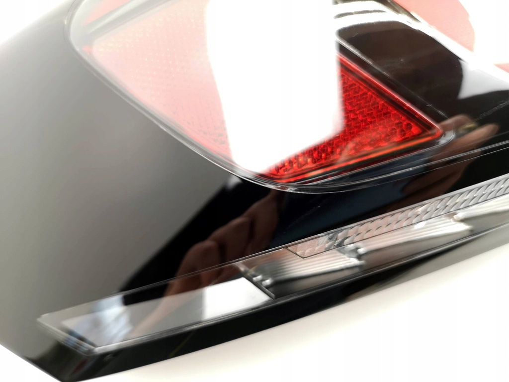 фото №11, Nowa org лампа лівий задня led vw id.4 11a945095