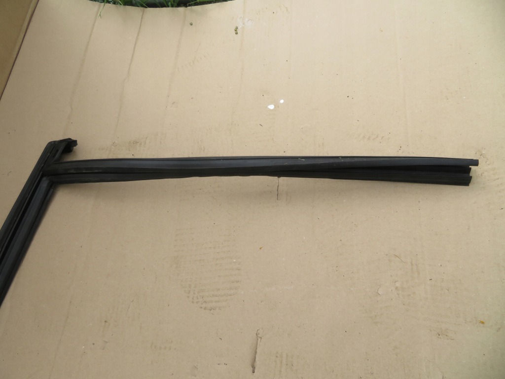 фото №4, Прокладка дверь правых polestar 33517561