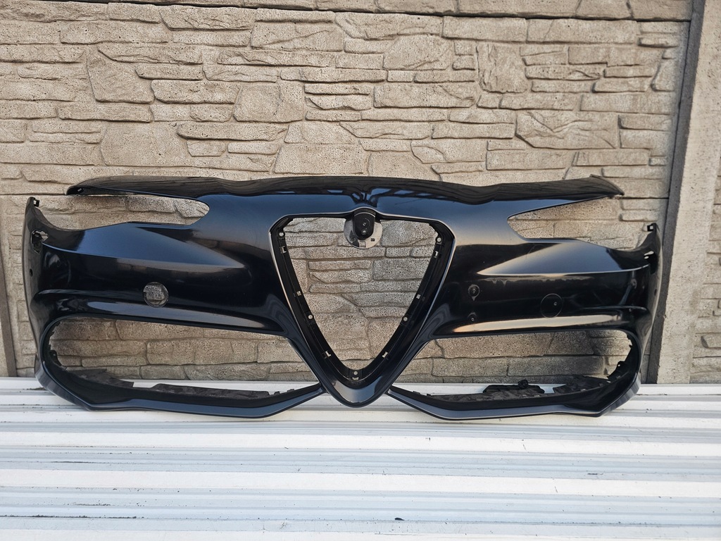 фото №1, Alfa romeo giulia veloce бампер перед