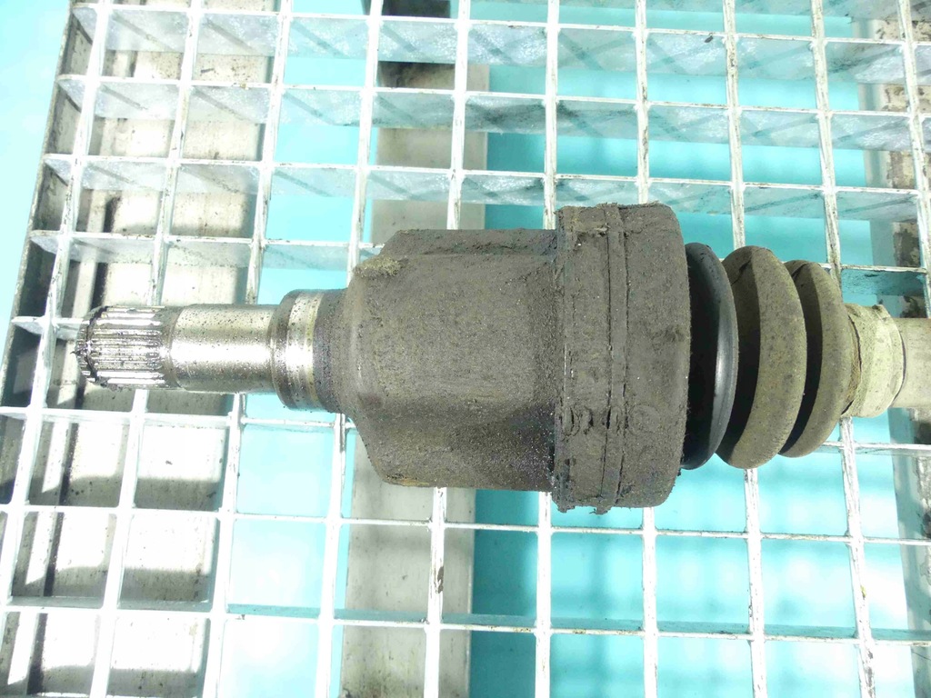 фото №3, Приводной вал левая ford focus mk2 1.8 tdci