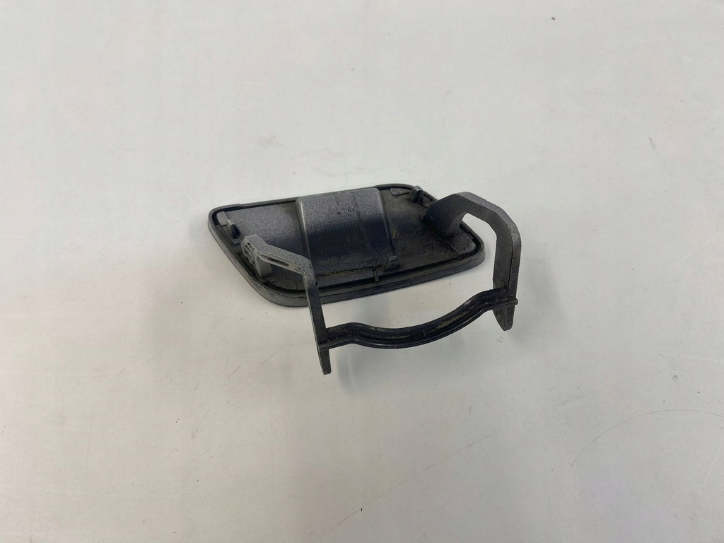 фото №2, Audi q5 sq5 заглушка фаркоп перед