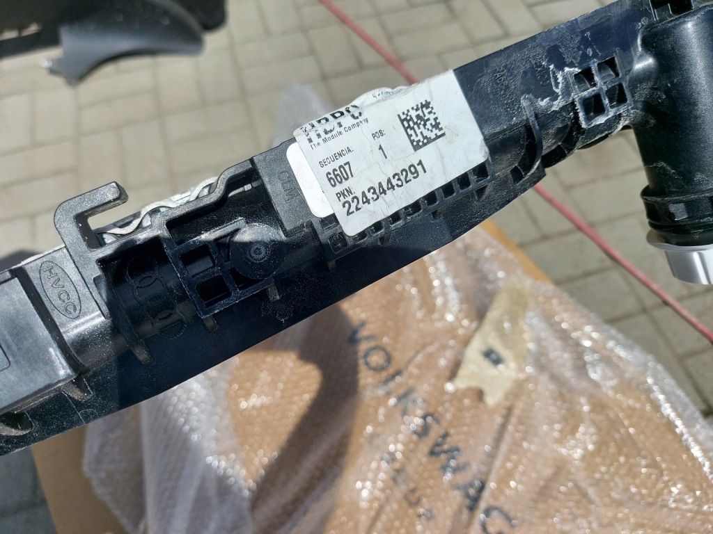 Радиатор воды жидкость audi q5 2 2 80a121251d 80a 80 a в Украине