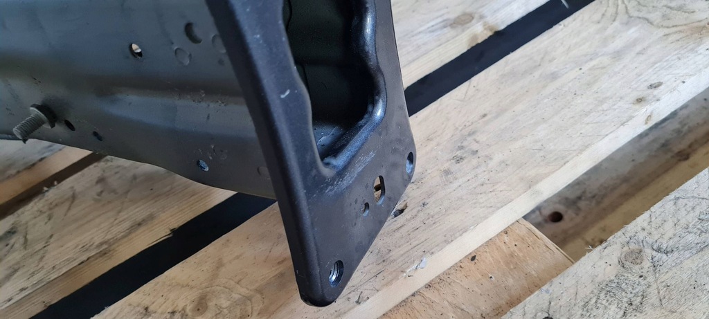 фото №8, S3 8y a3 лонжерон левая левый перед передняя четверть lz7s