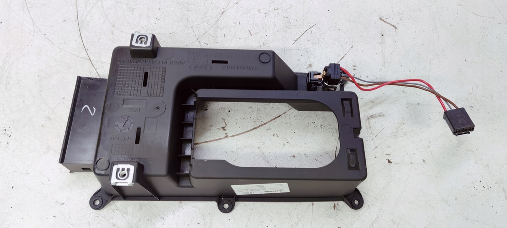 фото №5, Бардачок полиця тунель audi a4 b9 8w0864981c