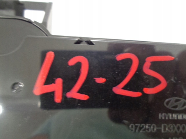 фото №8, Hyundai tucson ii панель управление 97250-d7211try