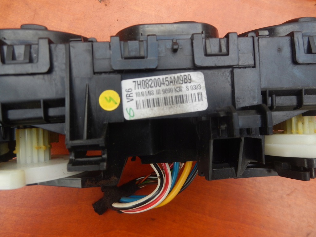 фото №6, Панель управление обдув кондиционера vw t5 2.5tdi