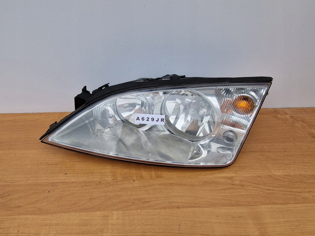 фото №1, Ford mondeo mk3 lift левая лампа перед фара lh