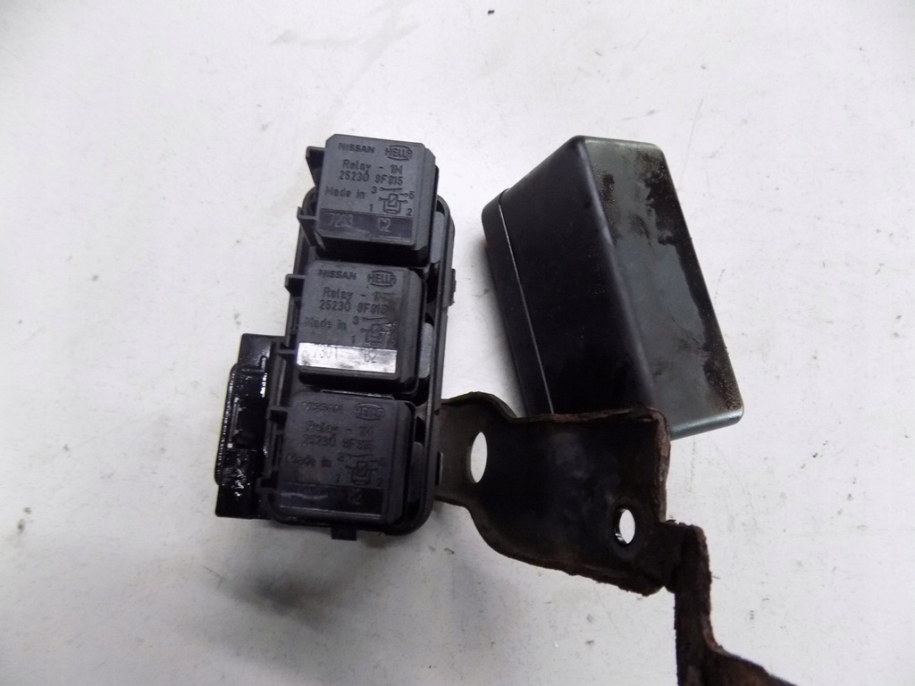 фото №6, Nissan qashqai j10 коробка запобіжники