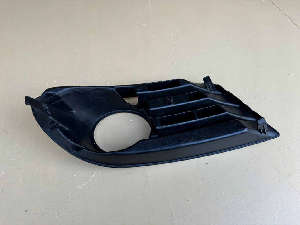 фото №10, Vw golf 5 v plus 05-09r решітка решітка радіатора w бампер права перед