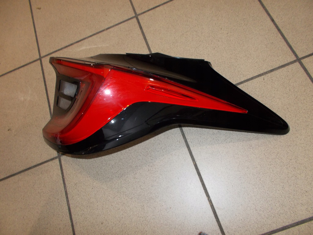 фото №6, Лампа задняя правая toyota yaris 19-