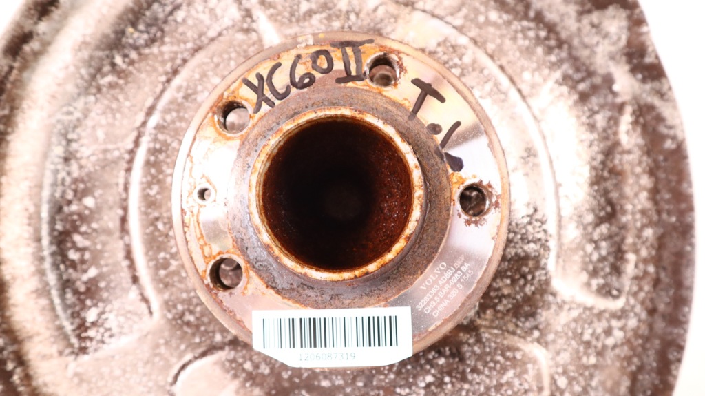 фото №12, Volvo xc60 ii ступица поворотный кулак левая задняя 32217286, 31658319