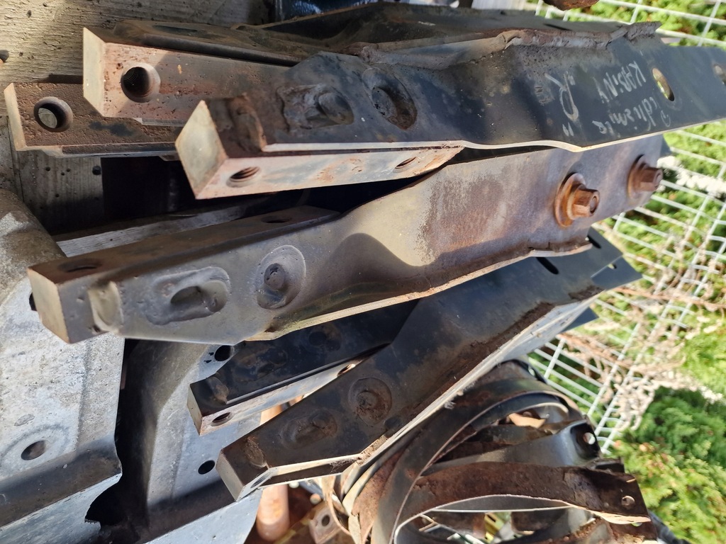 фото №12, Кронштейн подвеска кабины mercedes actros mp 2