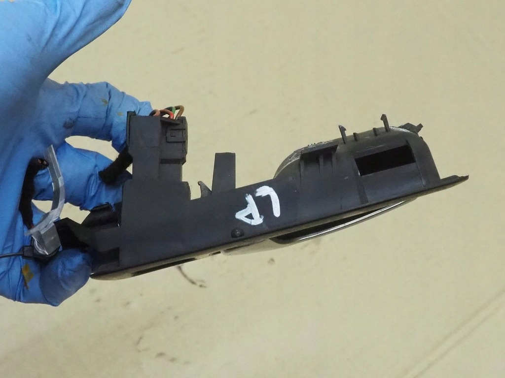 фото №16, Ручка лівий перед підсвічена audi a8 d2 lift europa