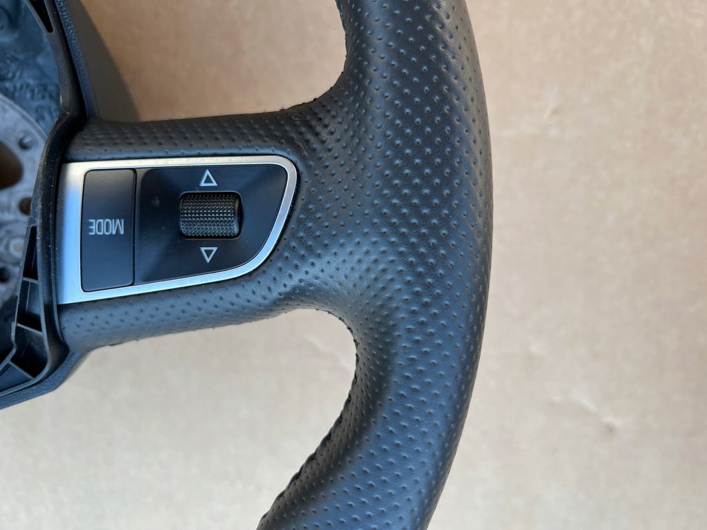 фото №8, Audi a4 b8 a5 8t воздуховод кожа 8t0419091 czarna