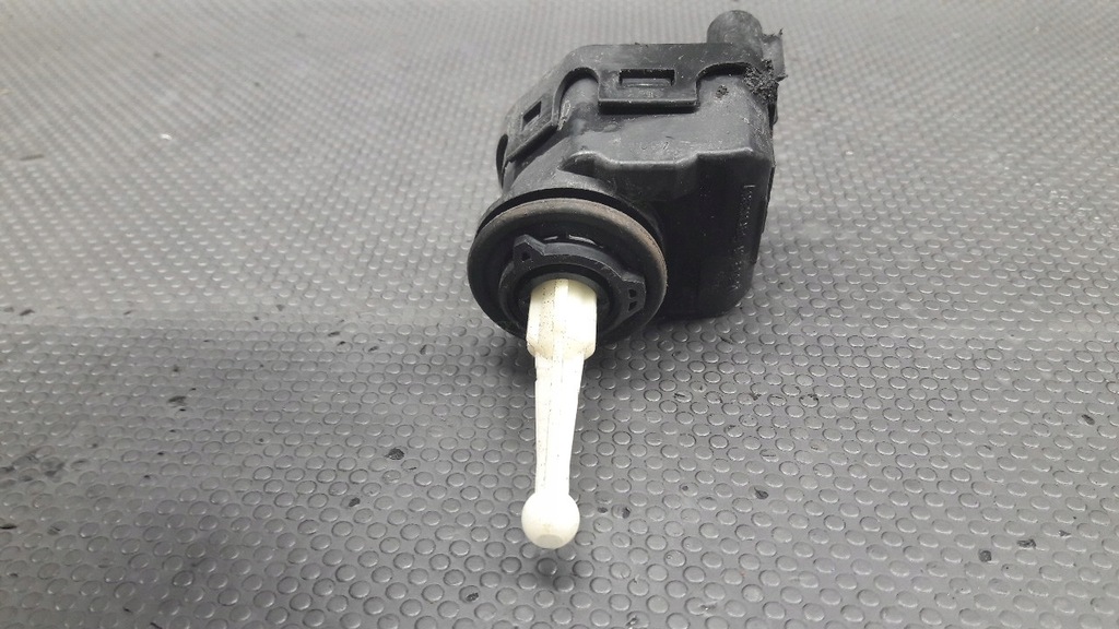 фото №10, Моторчик фара правый volvo v40 lift