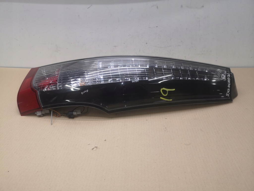 фото №11, Лампа правый задняя mitsubishi grandis 03-11