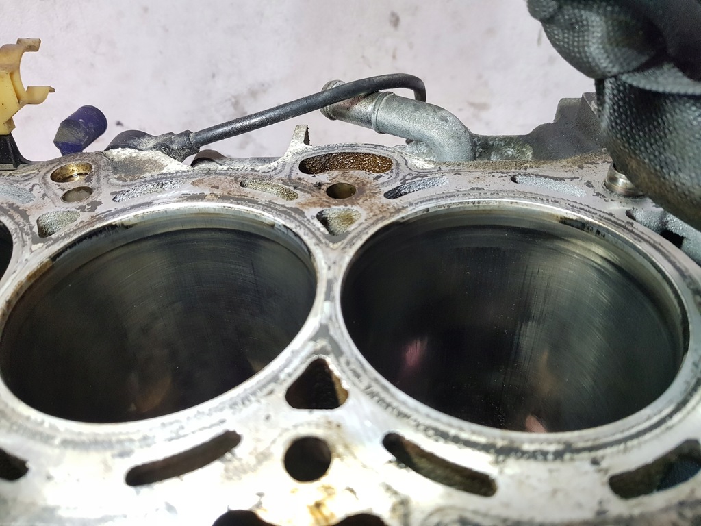 фото №8, Блок двигателя mazda cx-7 6 gh ford 2.5b l5-vd 08-