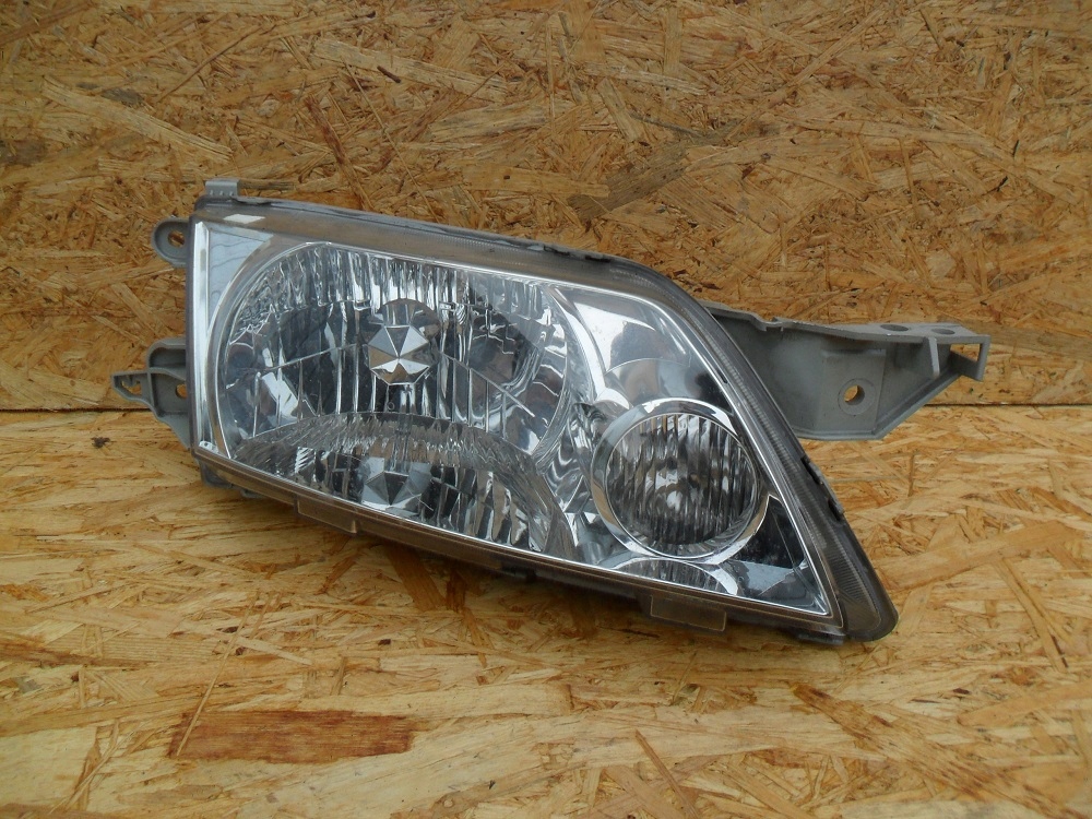 фото №1, Mazda premacy cp 2003- фара правий